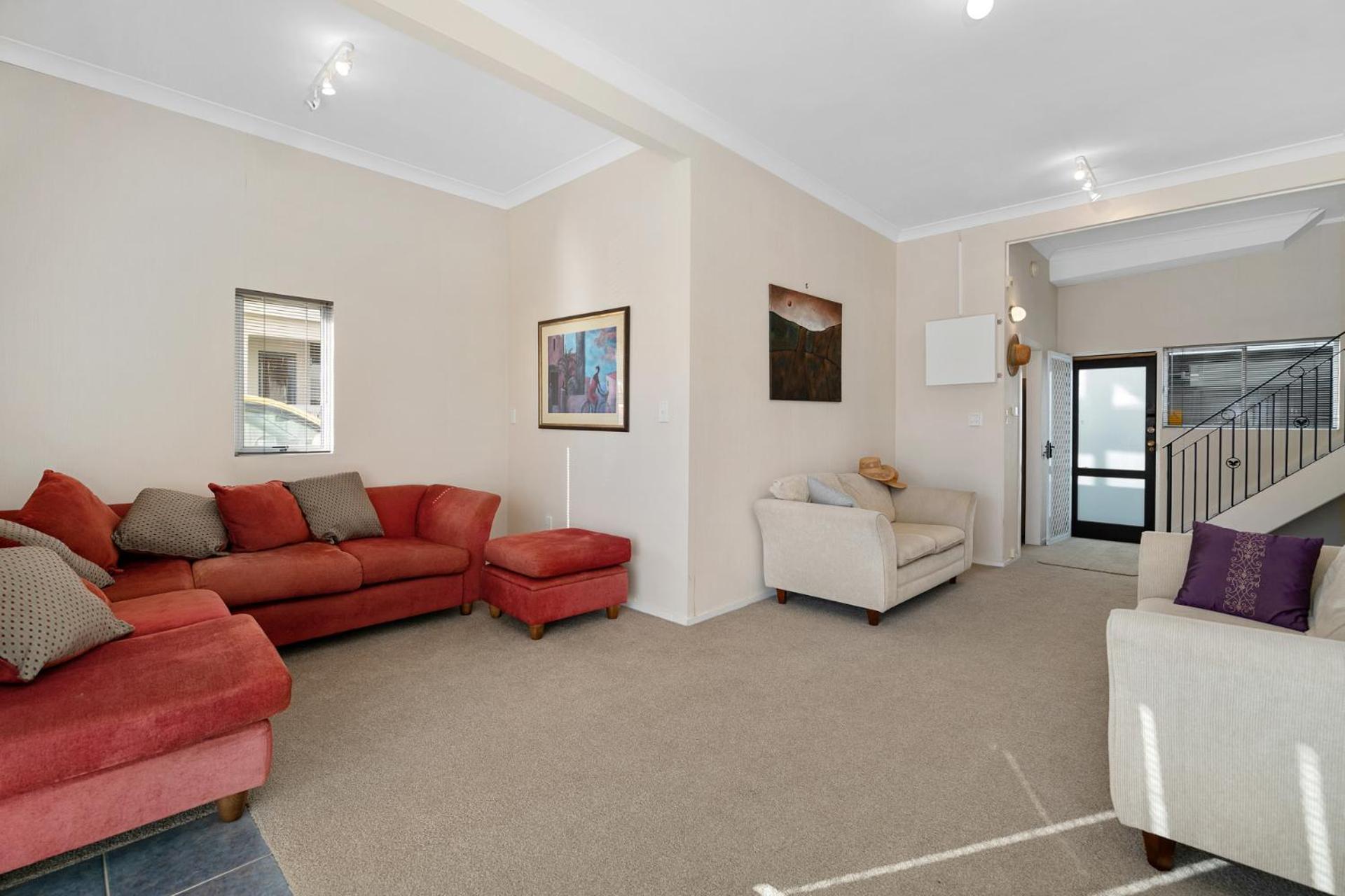 Home Sweet Home - Mt Maunganui Holiday Home Маунт-Маунгани Экстерьер фото