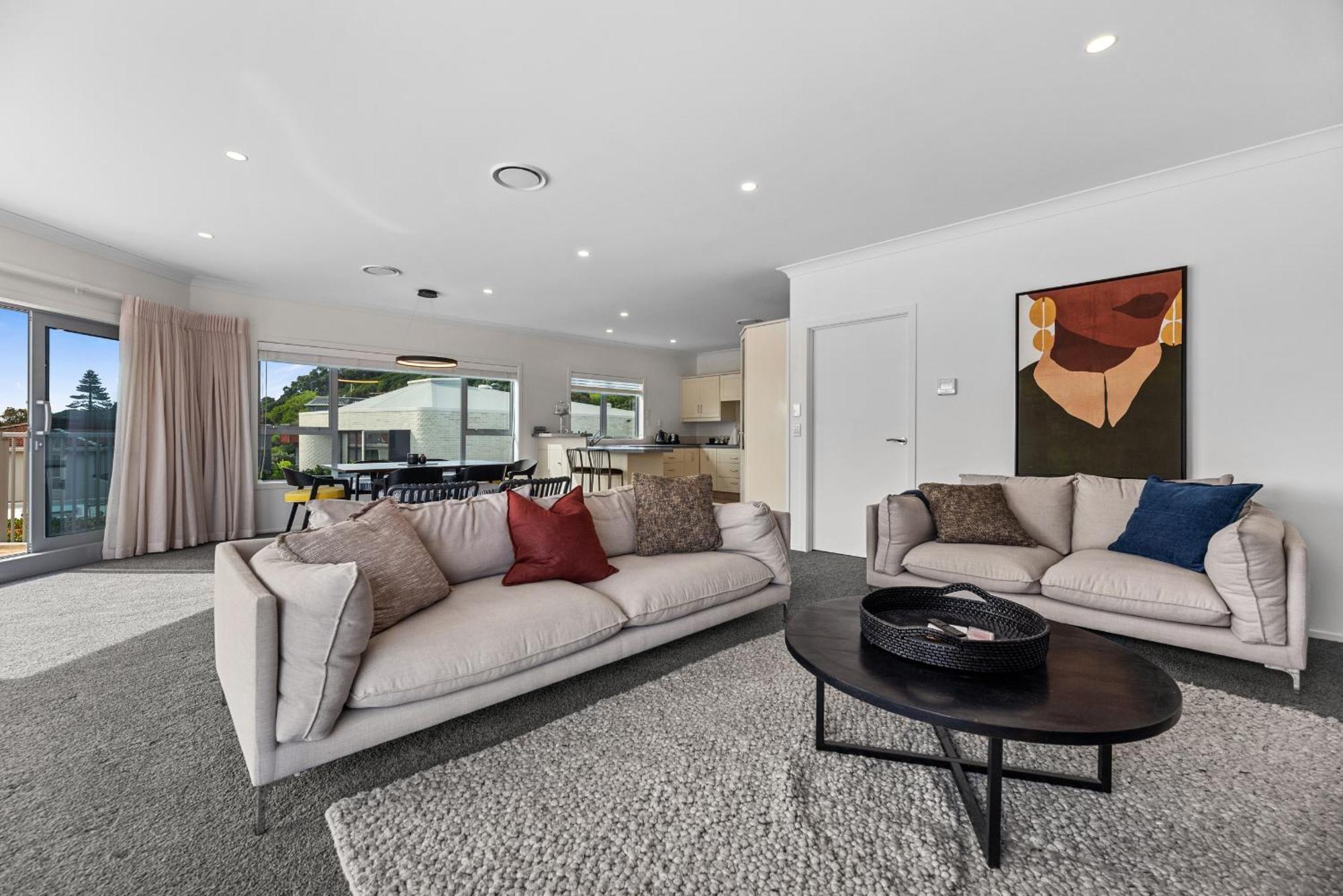 Home Sweet Home - Mt Maunganui Holiday Home Маунт-Маунгани Экстерьер фото